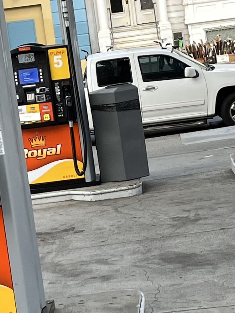 VALENCIA GAS 16 Photos & 29 Reviews 1298 Valencia St, San Francisco