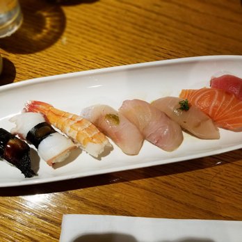 Studio Sushi - 8 pcs Nigiri Dinner - Sushi Bars Near Me - Studio City, California Studio Sushi - 8 pcs Nigiri Dinner - Sushi Bars Near Me - Studio City, California