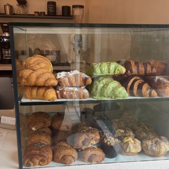 White Sparrow Coffee - Pastry options - Coffee Roasteries Near Me - Tustin, California White Sparrow Coffee - Pastry options - Coffee Roasteries Near Me - Tustin, California