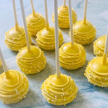 Coco's Treat Bakery - Cake pops - Cupcakes Near Me - Fresno, California Coco's Treat Bakery - Cake pops - Cupcakes Near Me - Fresno, California