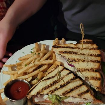 Moonshine Grill - Southern Near Me - Austin, Texas