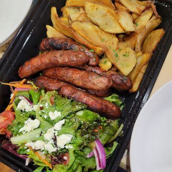 Dar Lbahja - Mergeuz platter - Halal Near Me - Queens, New York