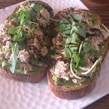 im Moment Kaffee - Tuna Brot - Cafes Near Me - Oakland, California