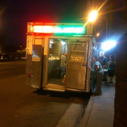 Tacos Al Vapor - Tacos Al Vapor behind truck