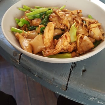 Palings Kitchen and Bar - Chicken Pad Si Ewe - Bars Near Me - Sydney, NSW Palings Kitchen and Bar - Chicken Pad Si Ewe - Bars Near Me - Sydney, NSW