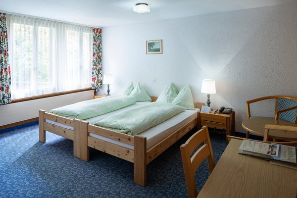 Jungfrau Lodge, Annex Crystal by null