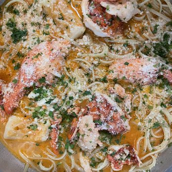 Jimmy Seas Pan Pasta - Lobster Scampi - Italian Near Me - Lincoln, New Hampshire Jimmy Seas Pan Pasta - Lobster Scampi - Italian Near Me - Lincoln, New Hampshire