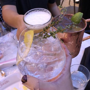 Fountain Bar - Gin&tonic, Moscow mule and beer - Cocktail Bars Near Me - Los Angeles, California Fountain Bar - Gin&tonic, Moscow mule and beer - Cocktail Bars Near Me - Los Angeles, California