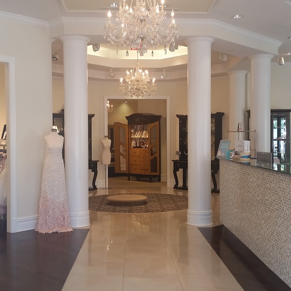Elizabeth Johns - Entryway to bridal salon - Bridal Near Me - Ardmore, Pennsylvania Elizabeth Johns - Entryway to bridal salon - Bridal Near Me - Ardmore, Pennsylvania