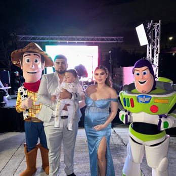 Nu Jump City - Buzz and woody - Bounce House Rentals Near Me Nu Jump City - Buzz and woody - Bounce House Rentals Near Me