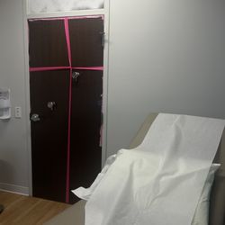 Arizona Urology Specialists - Picture of Penis in window