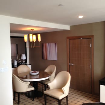 Loden Hotel - Little dining room area in the 1 bedroom corner suite - Hotels Near Me - Vancouver, British Columbia