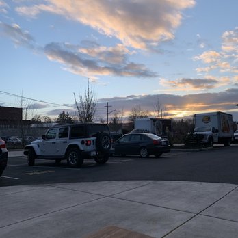 Placido's Pasta Shop - Outdoor view @ 5.30pm - Pasta Shops Near Me - Eugene, Oregon