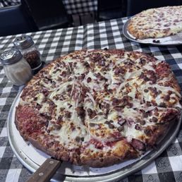 Gluten free Large Bacon Double Cheeseburger Pizza