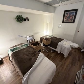 Cocolomi - Ala Moana - Couple massage-2 hours of amazing - Massage Near Me - Urban Honolulu, Hawaii Cocolomi - Ala Moana - Couple massage-2 hours of amazing - Massage Near Me - Urban Honolulu, Hawaii
