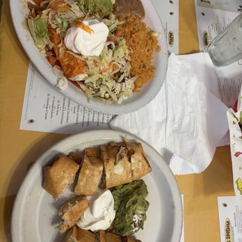 Margarita's - Super burrito with carne Asada and chicken taquitos with no lettuce - Mexican Near Me - Coos Bay, Oregon Margarita's - Super burrito with carne Asada and chicken taquitos with no lettuce - Mexican Near Me - Coos Bay, Oregon