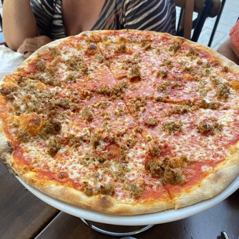 Mister O1 Extraordinary Pizza Melbourne - Sausage Pizza - Pizza Near Me - Melbourne, Florida