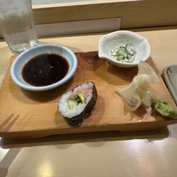 One piece of spicy bluefin roll