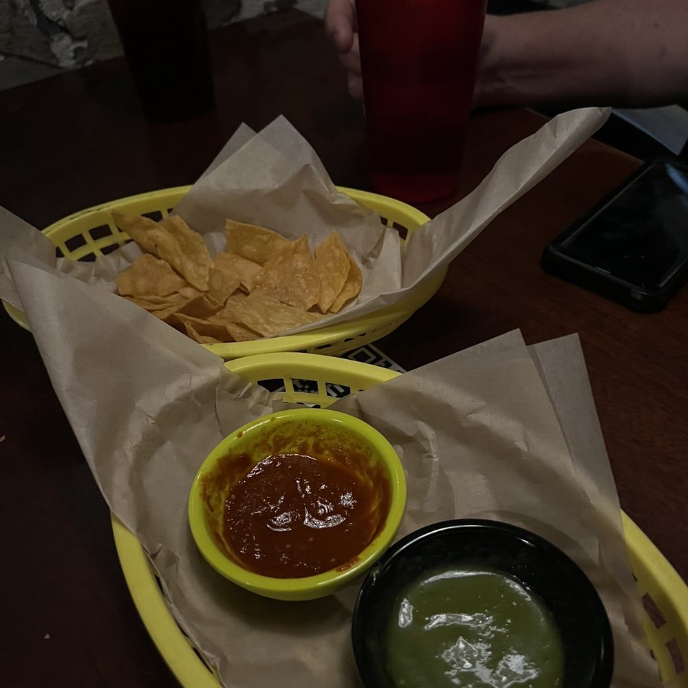 Naco Taco - Salsa Roja & Salsa Verde con Chips - Mexican Near Me - Cambridge, Massachusetts