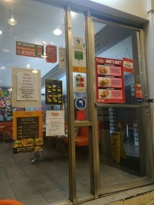 Charlie's Grind & Grill by null