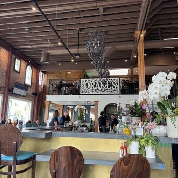 Drakes - New American Near Me - San Carlos, California