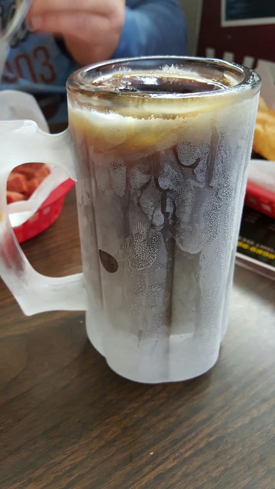 LIQUID LARRY’S BAR & GRILL Updated May 2024 3415 E Country Rd 542