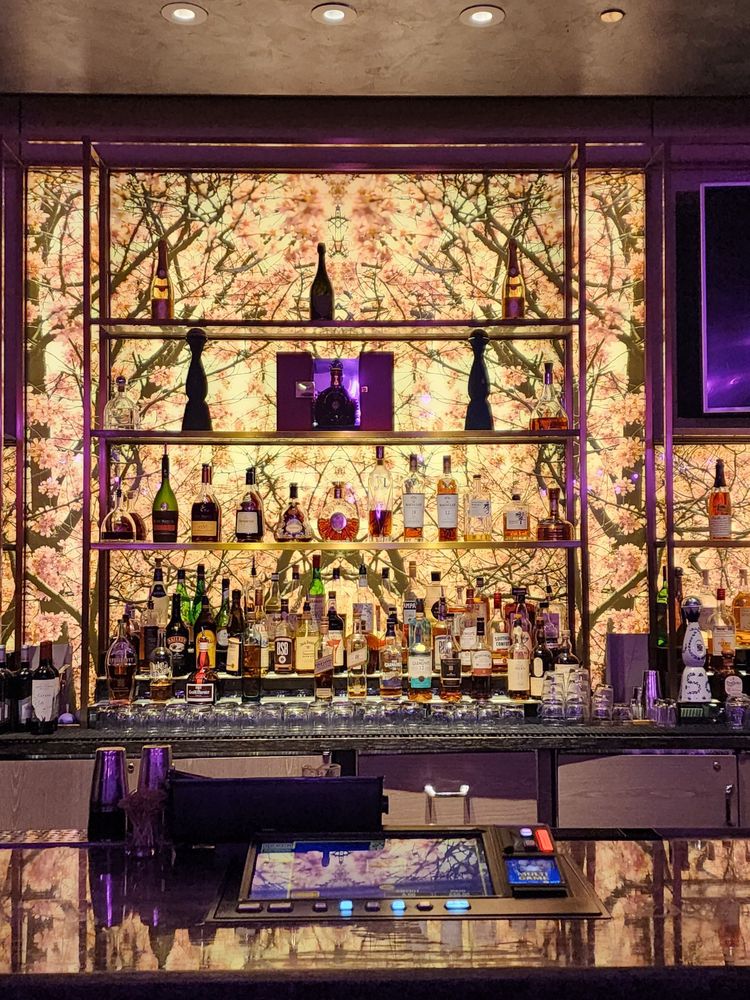 Blossom Cocktail Lounge