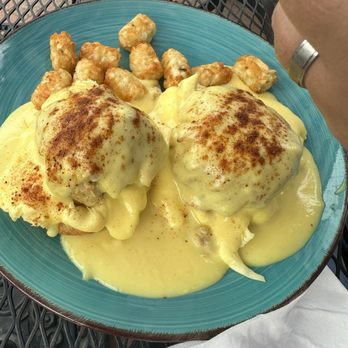 The Galley - Crabcake Benedict - Breakfast & Brunch Near Me - Saint Michaels, Maryland