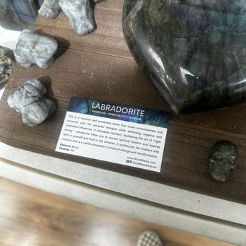 Rock Mama Gallery - Spiritual Shop Near Me - Sacramento, California