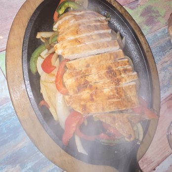 Casa Don Pedro - Chicken fajitas - Mexican Near Me - Maryland Heights, Missouri Casa Don Pedro - Chicken fajitas - Mexican Near Me - Maryland Heights, Missouri