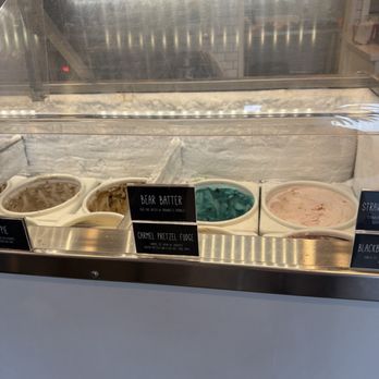 The Baked Bear - Ice Cream & Frozen Yogurt Near Me - Hermosa Beach, California