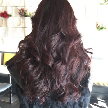 HeadQuarter Salon - Leo did the cut, I curled it! - Hair Salons Near Me - Chicago, Illinois HeadQuarter Salon - Leo did the cut, I curled it! - Hair Salons Near Me - Chicago, Illinois