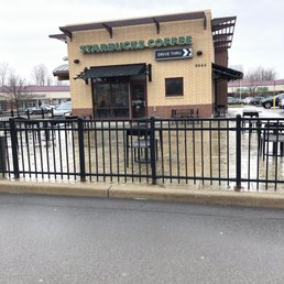Store front/Patio Store front/Patio