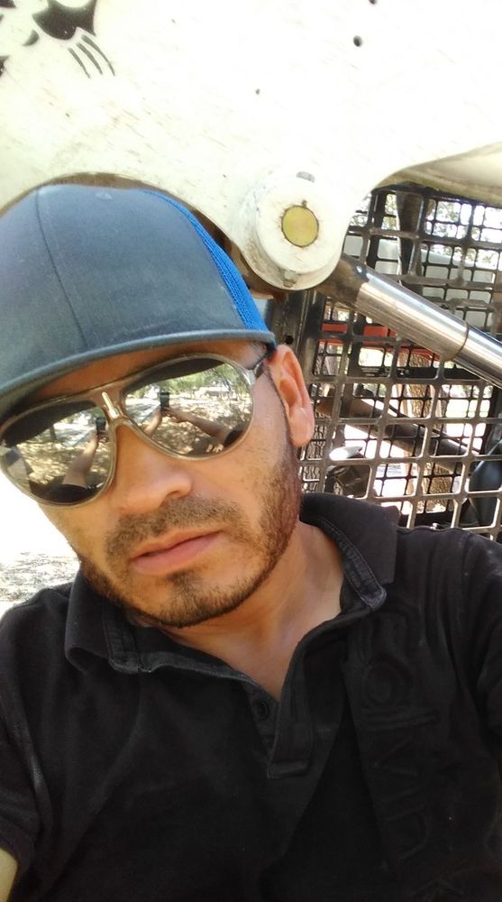 Slide of Camacho Roofing Construction