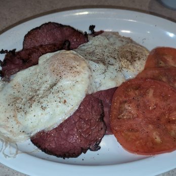 Morning Star Cafe - Two eggs with Pastrami and grilled tomatoes instead of home fries - Diners Near Me - New York, New York Morning Star Cafe - Two eggs with Pastrami and grilled tomatoes instead of home fries - Diners Near Me - New York, New York