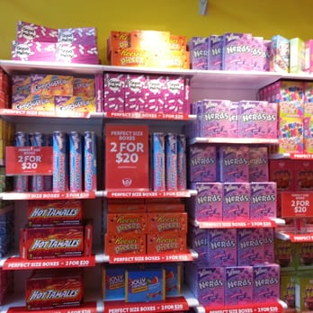 IT'SUGAR - Candy Stores Near Me - Niagara Falls, New York