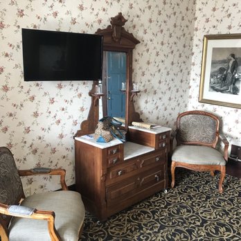 The Inn at 2nd & C - Hotels Near Me - Eureka, California