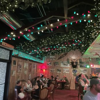 Lala’s South Pole - Seating area - Beer Bar Near Me - Austin, Texas Lala’s South Pole - Seating area - Beer Bar Near Me - Austin, Texas