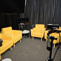 Studio 479 - A variety of furniture options and configurations