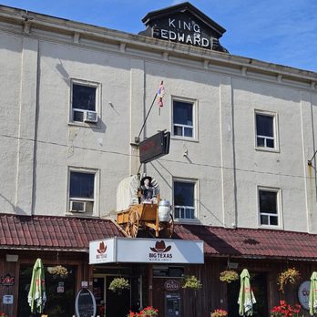 Big Texas - the front of king edward's restaurant - Bars Near Me - Fort Erie, Ontario