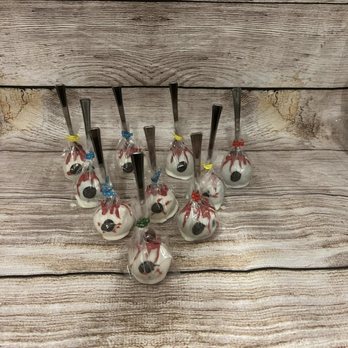 Delicious Sweets - Eye balll cake pops - Desserts Near Me