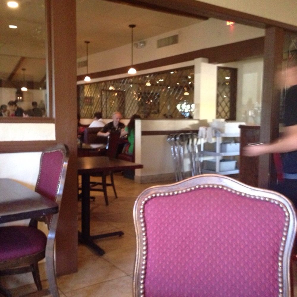Desert Jade - Nice little cozy Chinese restaurant... No beads hanging from the door frames - Chinese Near Me - Phoenix, Arizona Desert Jade - Nice little cozy Chinese restaurant... No beads hanging from the door frames - Chinese Near Me - Phoenix, Arizona