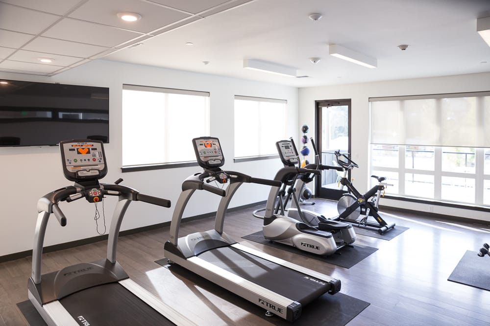 THE SPENCER 68 24 Photos & 47 Reviews 6711 NE 182nd St, Kenmore