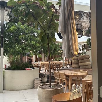 Fabel Miami - Inside - Middle Eastern Near Me - Miami, Florida