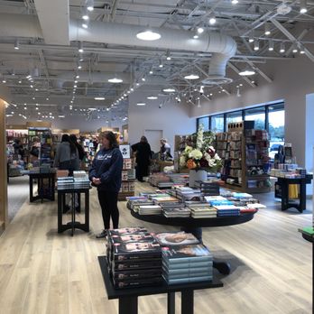 Barnes & Noble - Inside - Bookstores Near Me - Richardson, Texas