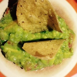 Bar La Carlota - El amigo fiel, el guacamole