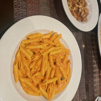 Trattoria 35 - Penne alla Vodka - Pizza Near Me - Bayside, New York