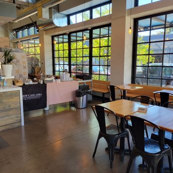 New Cascadia Traditional - Interior - Bakeries Near Me - Portland, Oregon