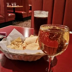 Plaza Mexico - Not skimpy on the wine pour!