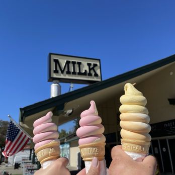 Meadowlark Dairy - Strawberry and vanilla swirl, pineapple on top of orange and vanilla swirl - Ice Cream & Frozen Yogurt Near Me - Pleasanton, California Meadowlark Dairy - Strawberry and vanilla swirl, pineapple on top of orange and vanilla swirl - Ice Cream & Frozen Yogurt Near Me - Pleasanton, California
